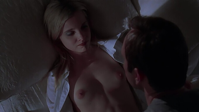 Mena Suvaris American Beauty Porn Video