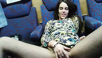 Public Pussy And Ass Licking On A Train