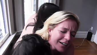 Lesbian Threesome With A Big Ass And Cunnilingus!