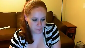 Chubby Girl With Big Tits Masturbates On Camera