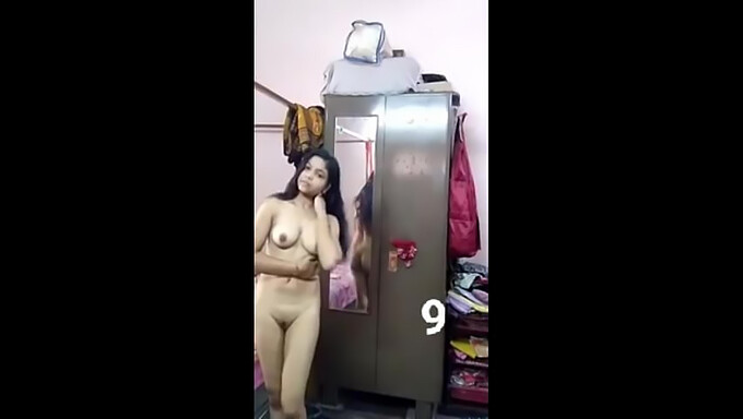 Nilai Wanita India Ini Dalam Video Untuk Pengalaman Yang Lebih Baik