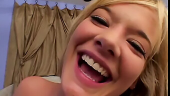 Busty Blonde Gigi Ferari Nyter Analsex I Denne 18+ Videoen