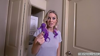 Toying With My Stepmom'S Clit: Kenzie Taylor'S Hot Solo Play