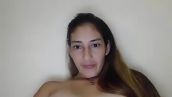 Pamelita Ricotas Sensuelle Latina Bevæger Sig På Skype