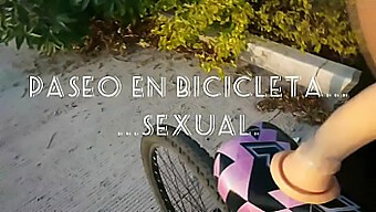 La Moglie Motociclista Viene Scopata Su Una Sex Bike