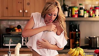 Brett Rossi'S Milf Love: Fodendo Com Força E Amando Tudo