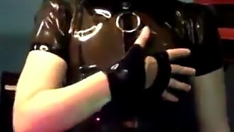 60 Fps Bdsm Pleasure: A Deliciously Rough Experience