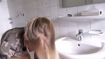 Tysk Milf Får En Creampie I Denna Fantastiska Video