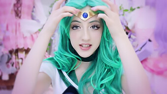 Η Sailor Neptune Παίρνει Ένα Φορτίο Στο Στόμα Της