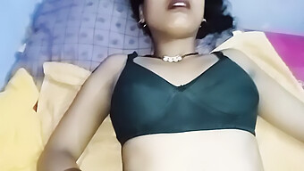 Husband'S Wife Cheats On Him With An Indian Teen – Close-Up Oral And Cum In Mouth