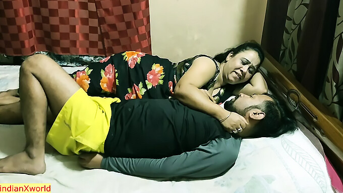 Sex Hardcore Cu Baiatul Unei Mame Indiene